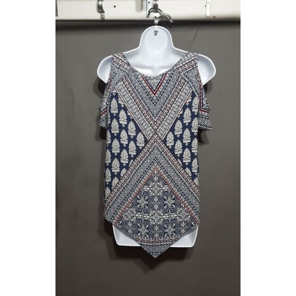 Heart&Soul off shoulder loose top Medium - Picture 2 of 5